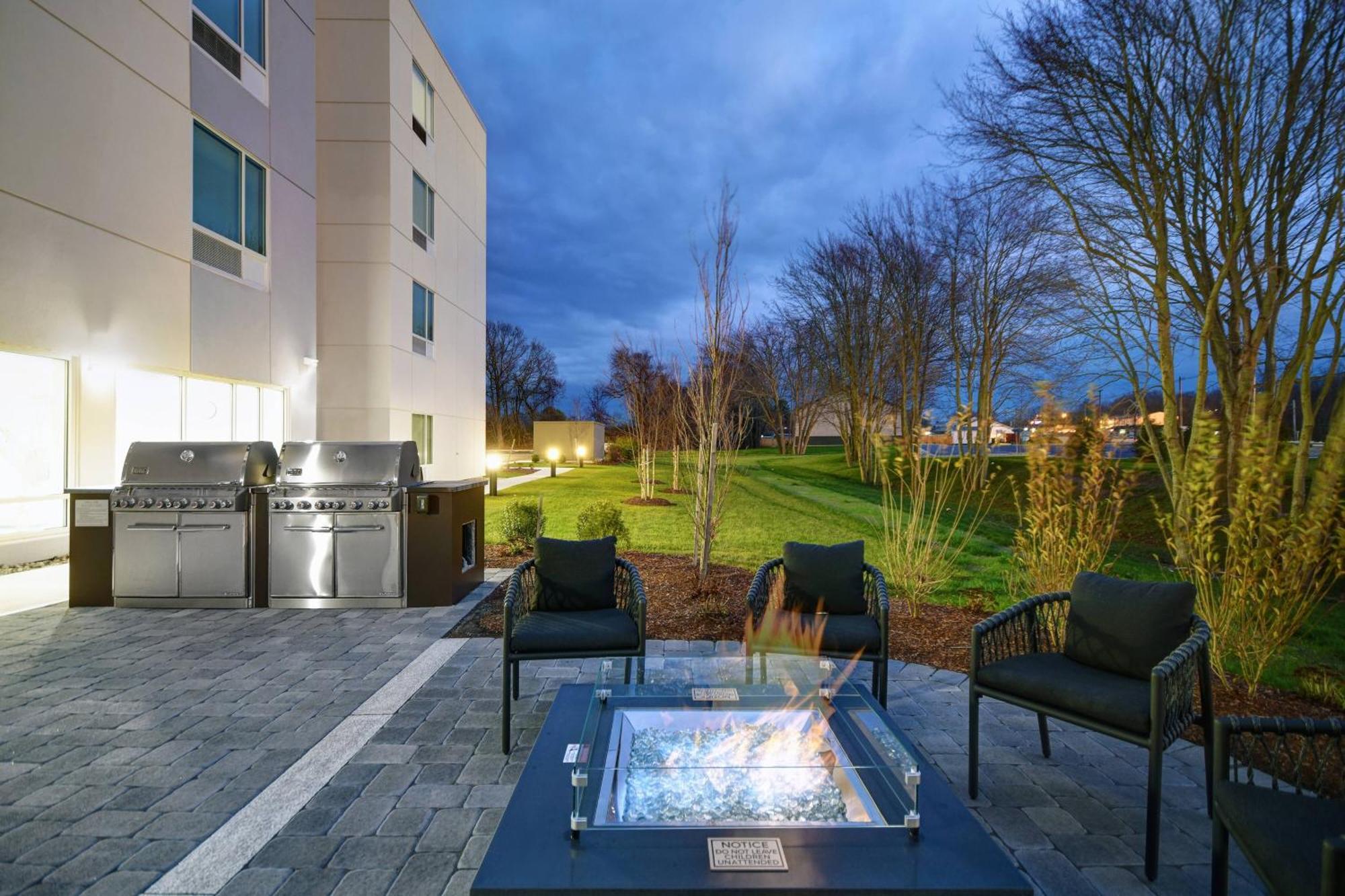 Towneplace Suites By Marriott Fall River Westport Luaran gambar